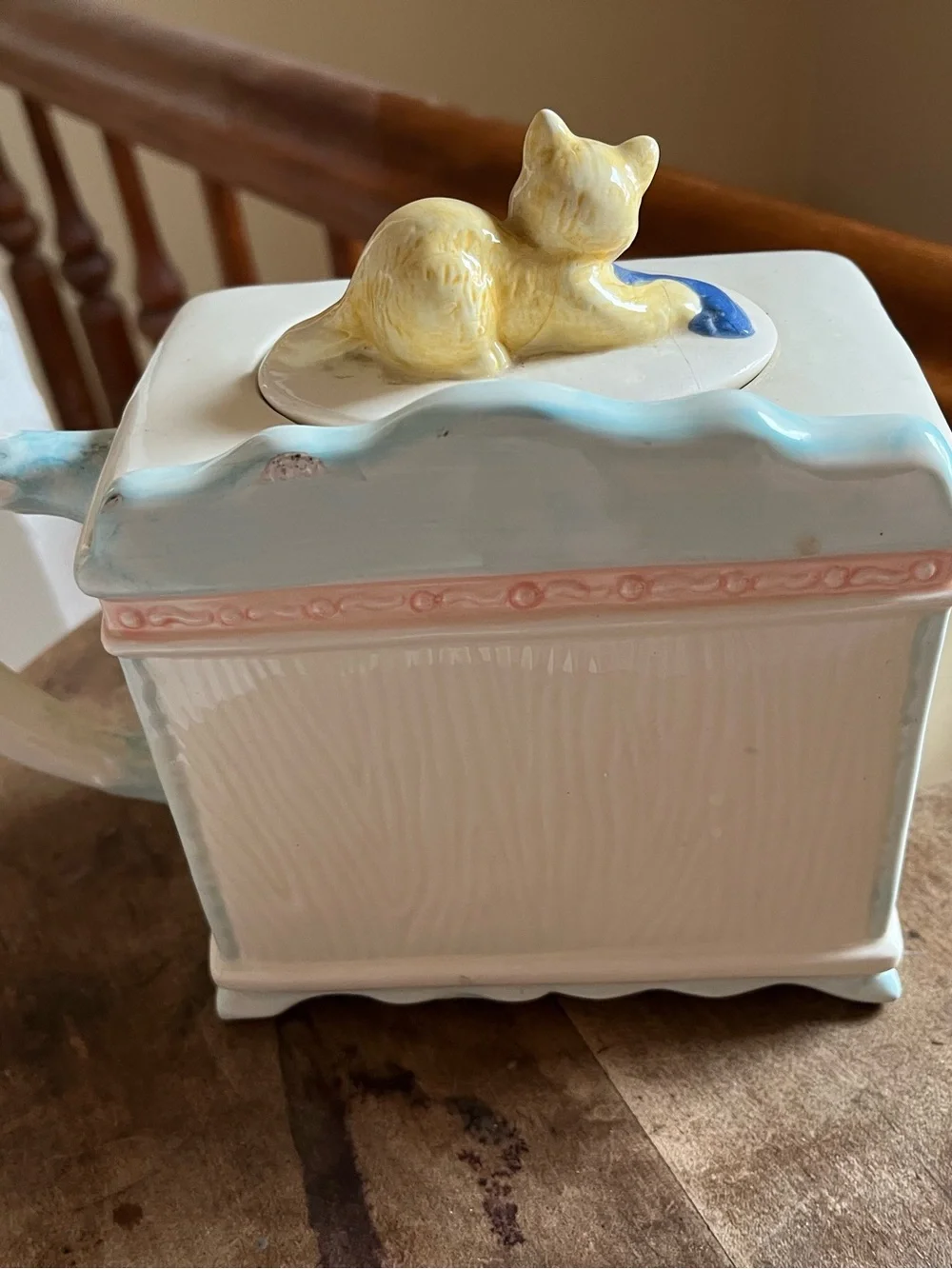 Ceramic Teapot with Playful Kitten - cat lovers teapot